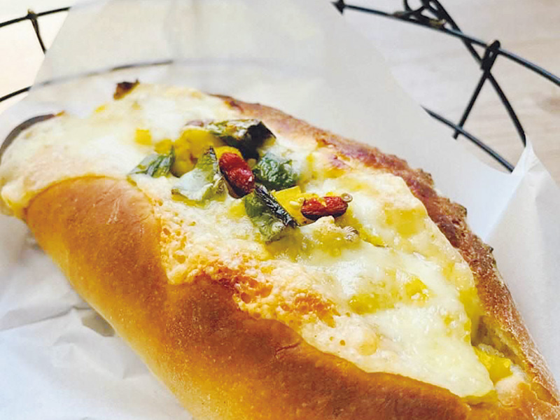 ポテトマサラのパヌッツォサンド